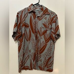 Men’s small Missing Polynesia
